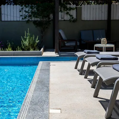 Beachfront Alexandra