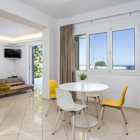 Beachfront Alexandra