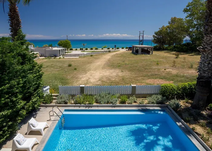 Beachfront Alexandra