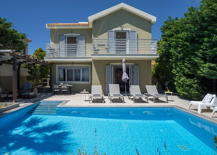 Beachfront Alexandra