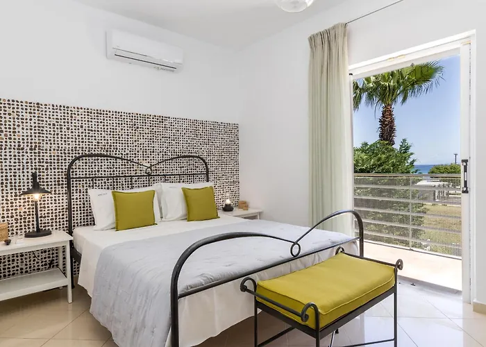 Beachfront Alexandra