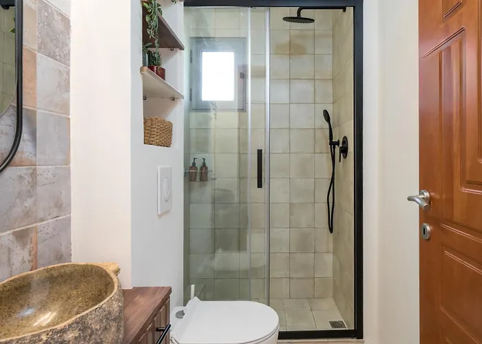 Beachfront Alexandra