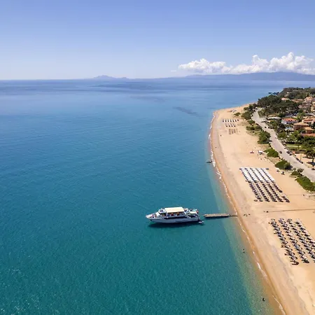 Beachfront Alexandra Villa