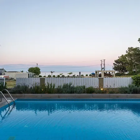 Beachfront Alexandra Villa Skala (Kefalonia)